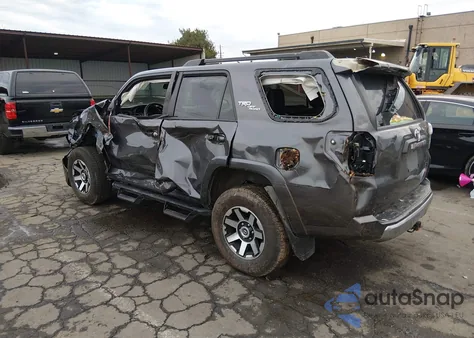 2023 Toyota 4Runner Trd Off Road Premium из США, поврежденный, VIN JTERU5JRXP6090198